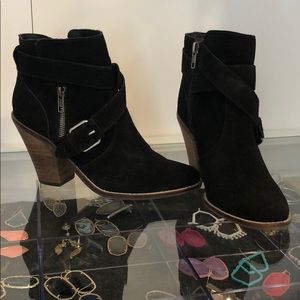 Dolce Vita Black Boot Size 7.5